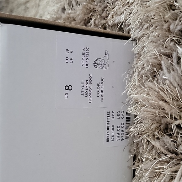 Boots - Picture 12 of 12